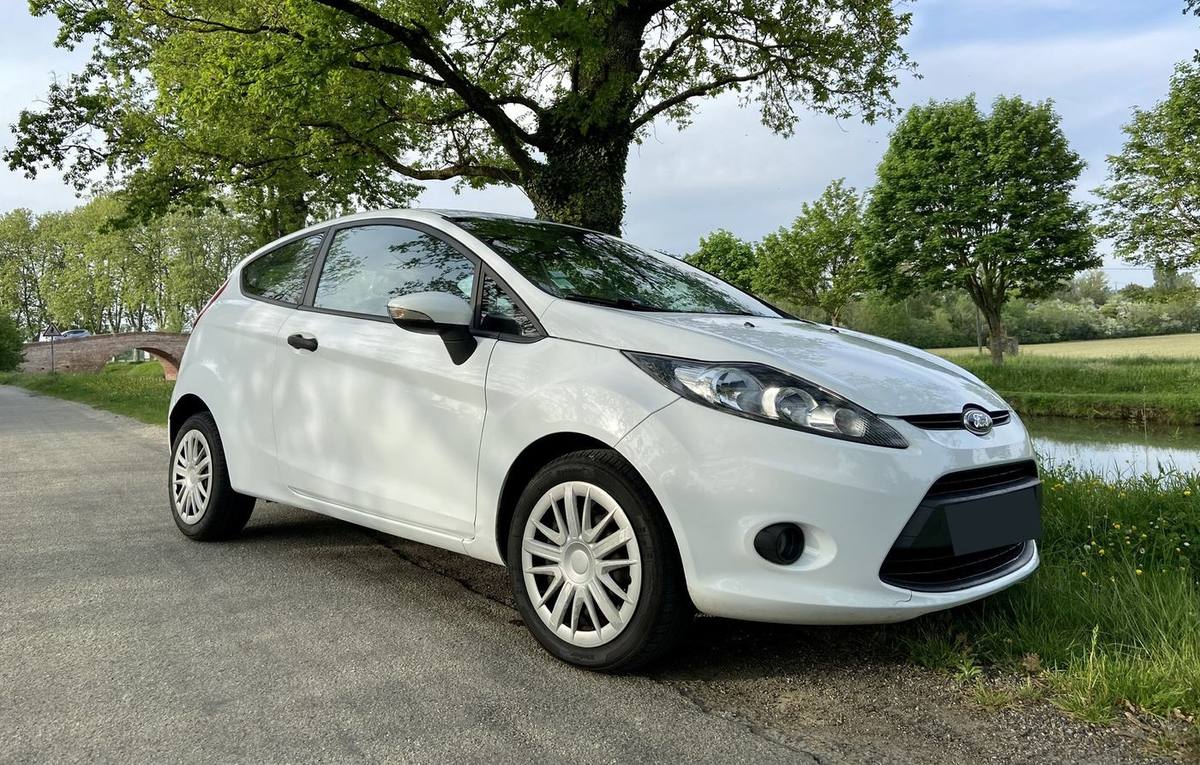 Ford Fiesta — photo réelle 1