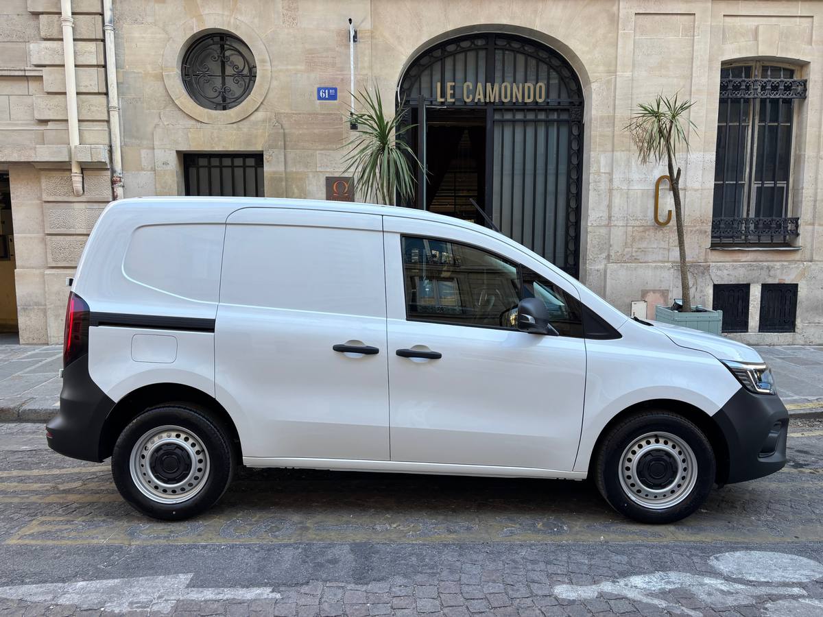 Renault Kangoo 2026 — photo réelle 4