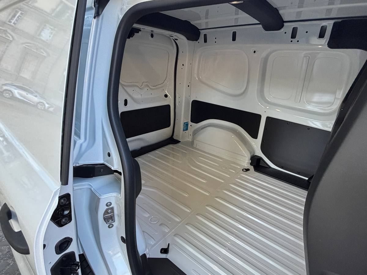 Renault Kangoo 2026 — photo réelle 8
